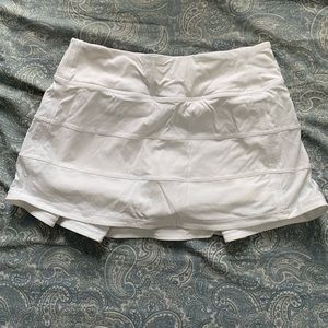 lululemon white pace rival skirt size 4
